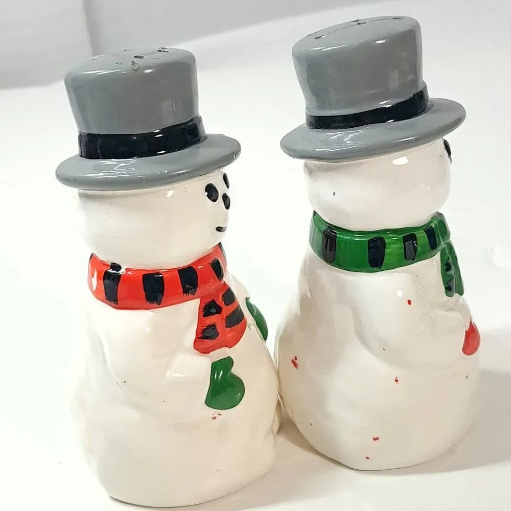 Toscany Collection Snowman salt & Pepper shakers Japan ceramic Christmas Vintage
